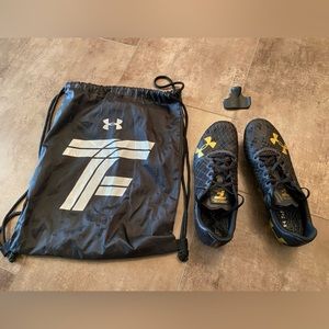 Under Armour HOVR sprint pro track spikes with carry bag and track spike wrench